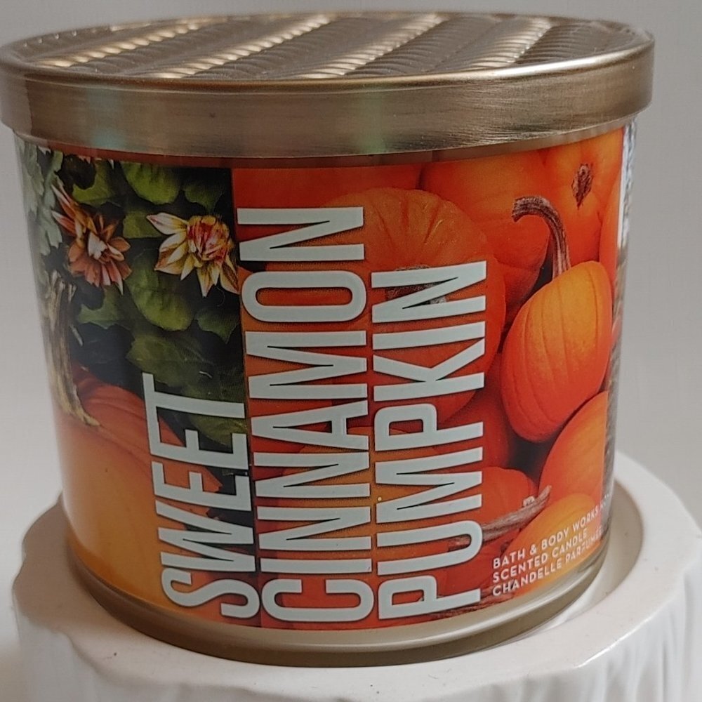 Bath and Body Works Sweet Cinnamon Pumpkin Three Wick Candle